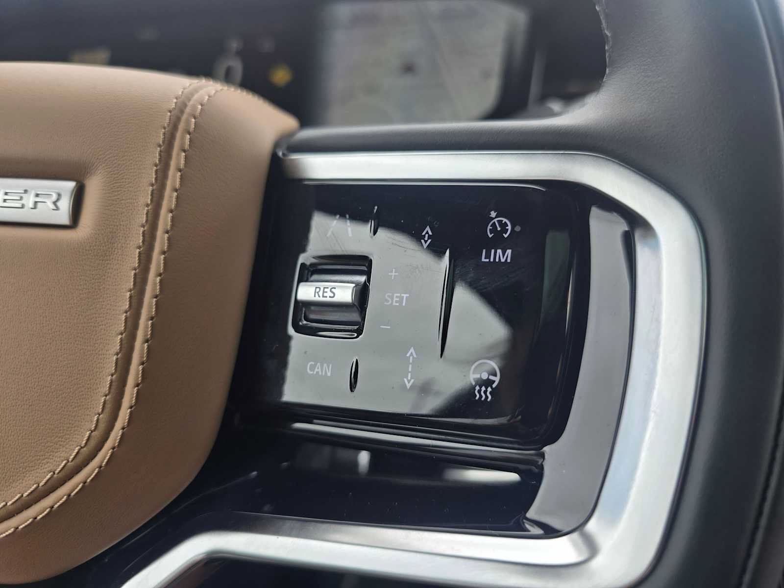 New 2027 Land Rover Range Rover Sport SE AWD/4WD image 33