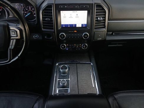 Used 2021 Ford Expedition Limited AWD/4WD image 3