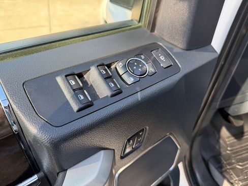 Used 2022 Ford F250 Lariat AWD/4WD image 18