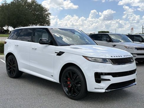 New 2026 Land Rover Range Rover Sport Dynamic SE AWD/4WD image 7