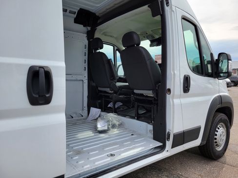 Used 2025 RAM ProMaster 3500 w/ Safety Group FWD image 16