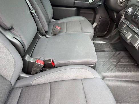 Used 2025 Chevrolet Silverado 1500 Custom RWD image 34