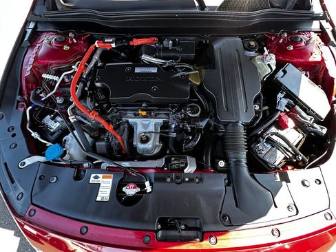 Used 2018 Honda Accord Touring image 16
