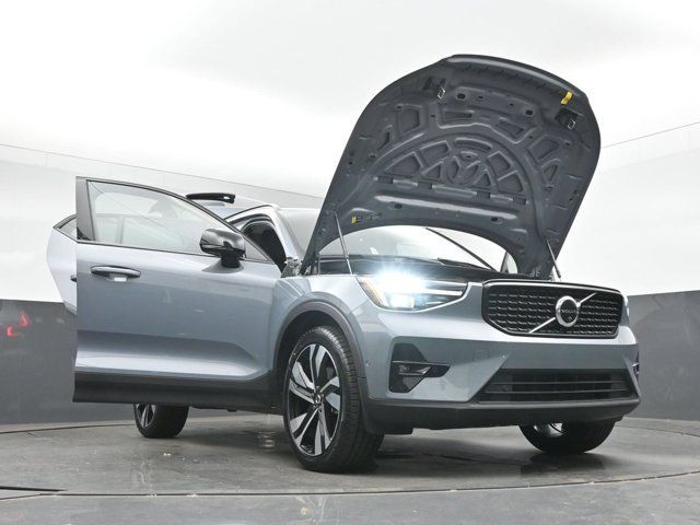 Used 2023 Volvo XC40 B5 Ultimate w/ Protection Package Premier AWD/4WD image 55
