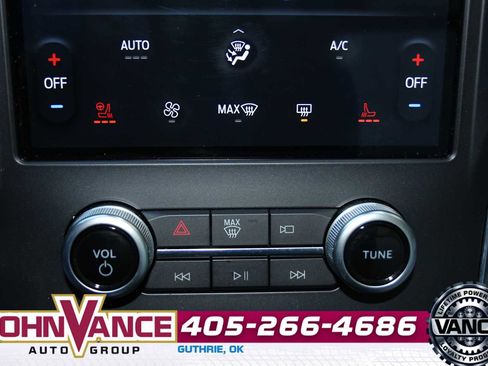 Used 2022 Ford Edge Titanium image 38