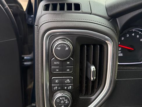 Used 2019 Chevrolet Silverado 1500 RST AWD/4WD image 9