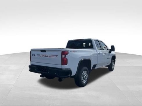 Used 2022 Chevrolet Silverado 2500 LT w/ Convenience Package image 5