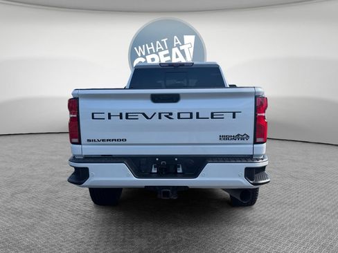 Certified 2025 Chevrolet Silverado 2500 High Country w/ Technology Package AWD/4WD image 5