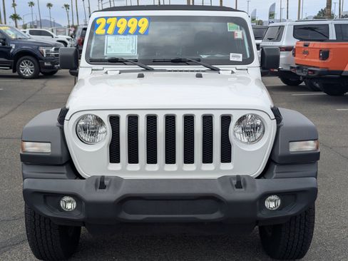 Used 2020 Jeep Wrangler Sport AWD/4WD image 6