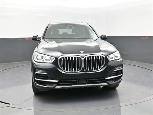 Used 2019 BMW X5 xDrive50i w/ Executive Package image 27