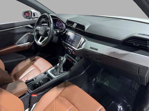 Used 2021 Audi Q3 2.0T Premium w/ Convenience Package image 28