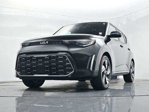 Certified 2023 Kia Soul GT-Line w/ GT-Line Technology Package FWD image 40