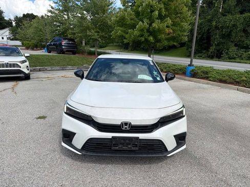 Used 2023 Honda Civic Sport image 15