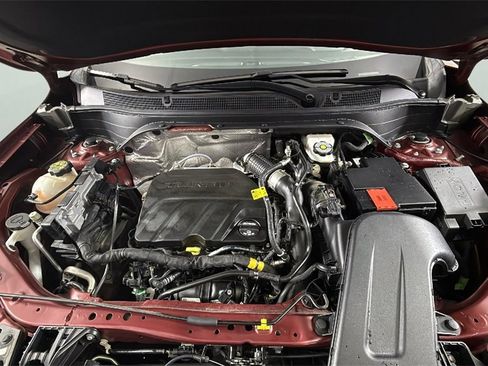 Certified 2024 Chevrolet Trax RS w/ Driver Confidence Package image 51