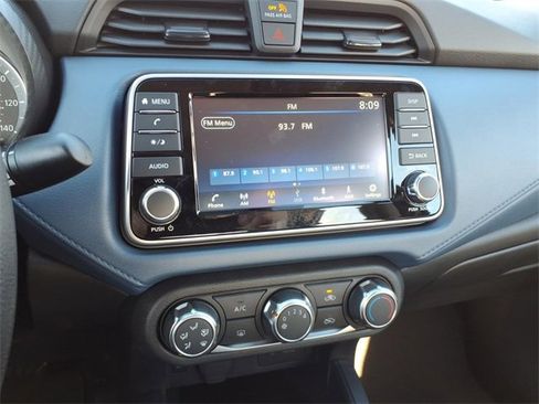 New 2025 Nissan Versa SV image 11