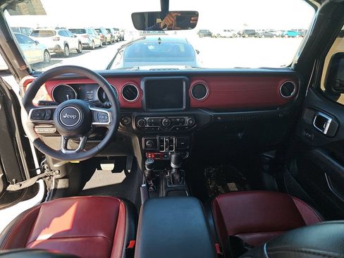 Used 2023 Jeep Wrangler Unlimited Rubicon 4xe AWD/4WD image 6