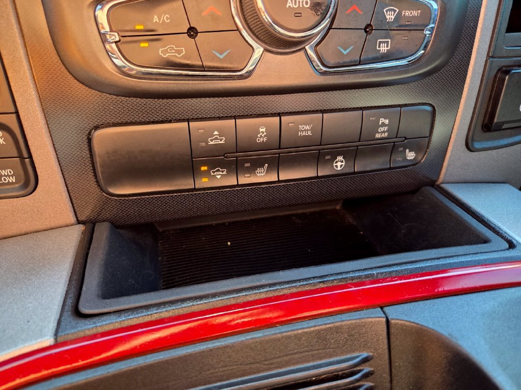 Used 2017 RAM 1500 Rebel AWD/4WD image 29