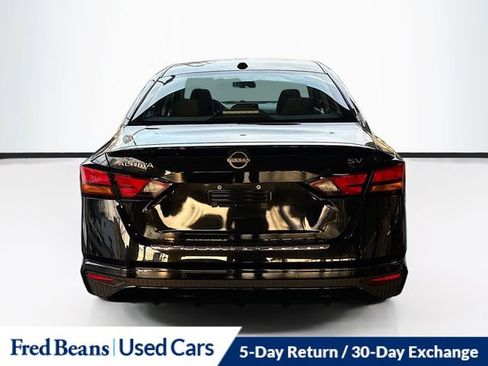 Used 2023 Nissan Altima 2.5 SV image 7