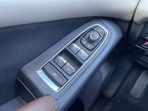 Used 2021 Subaru Ascent Touring w/ Popular Package #2A image 12