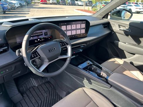 New 2026 Audi Q3 quattro 2.0T AWD/4WD image 24