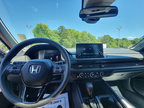 Used 2024 Honda Accord EX image 20