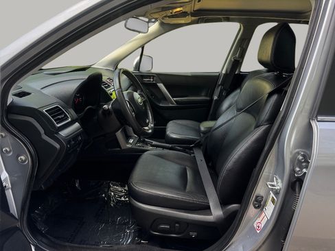 Used 2016 Subaru Forester 2.5i Touring w/ Eyesight & Navigation System AWD/4WD image 16