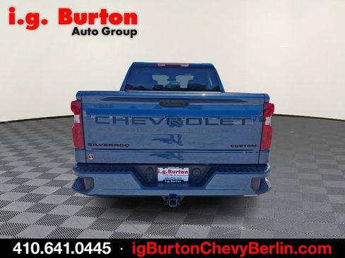 Used 2024 Chevrolet Silverado 1500 Custom w/ LPO, Dark Essentials Package AWD/4WD image 5