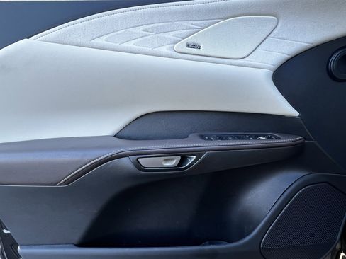 Used 2024 Lexus RX 350 image 13