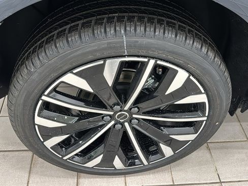 New 2026 Volvo XC60 B5 Ultra w/ Protection Package Premier AWD/4WD image 31