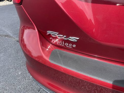 Used 2013 Ford Focus SE FWD image 7