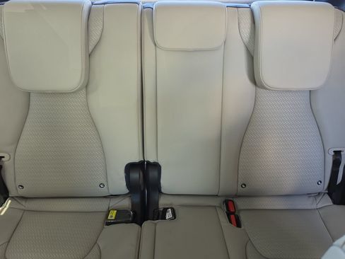 New 2027 Kia Carnival SX Prestige FWD image 19