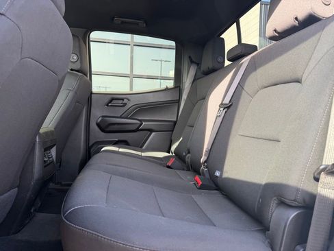 Used 2024 Chevrolet Colorado Trail Boss w/ Technology Package image 9