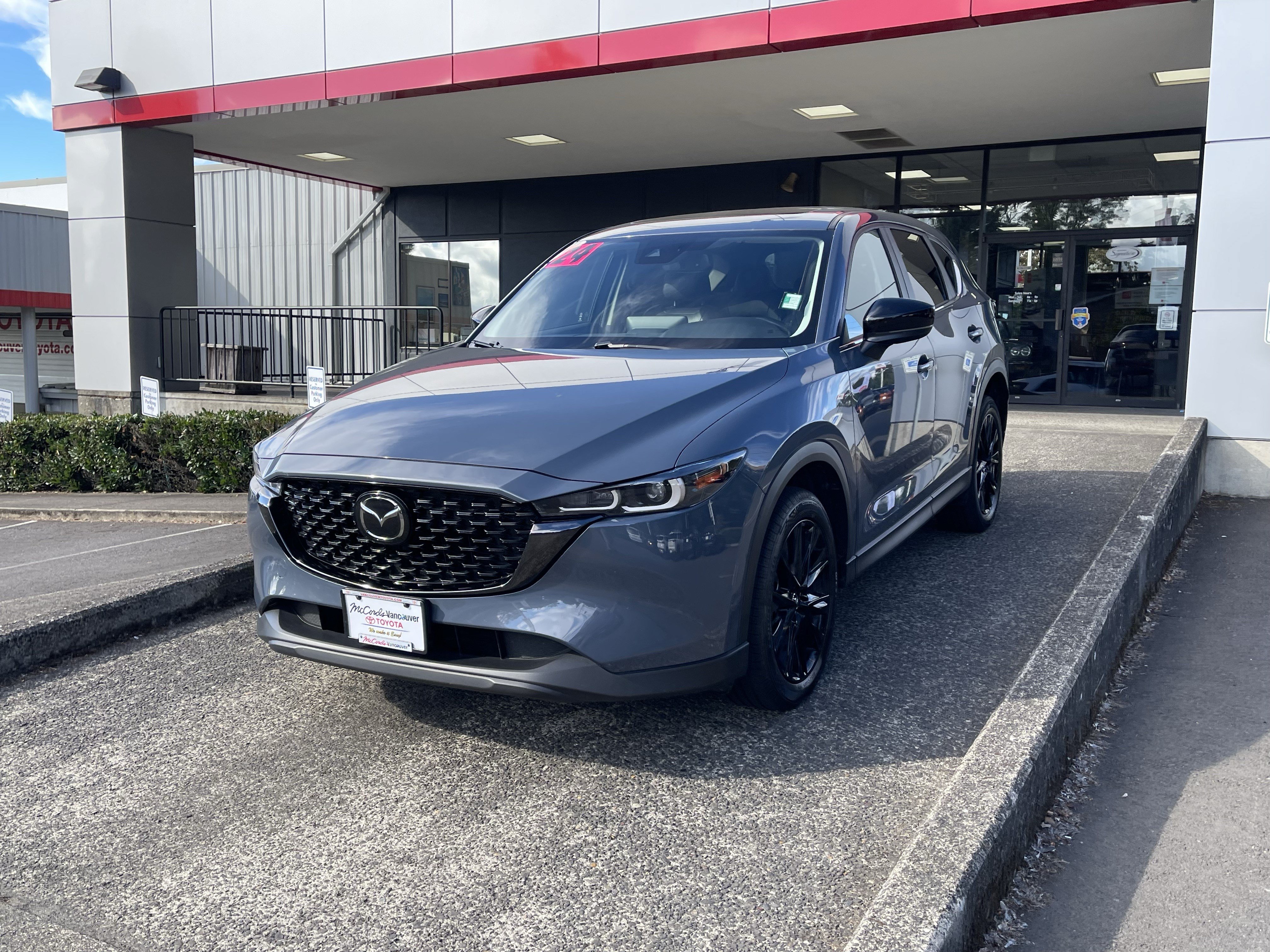 Used 2024 MAZDA CX-5 Carbon Edition AWD/4WD image 3