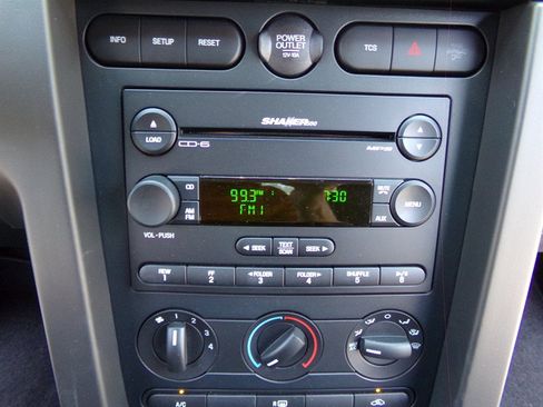 Used 2007 Ford Mustang Shelby GT500 RWD image 25