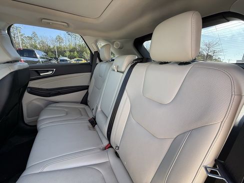 Used 2022 Ford Edge Titanium w/ Equipment Group 301A image 27