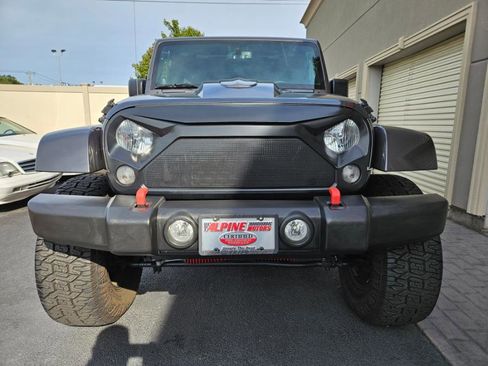 Used 2014 Jeep Wrangler Unlimited Sahara w/ Dual Top Group image 2