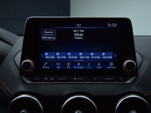 Used 2023 Nissan Sentra SR w/ Electronics Package image 19