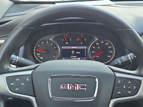 Certified 2023 GMC Acadia SLE w/ Driver Convenience Package image 22