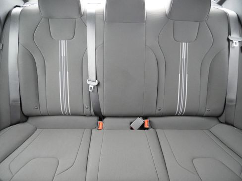 Certified 2025 Hyundai Elantra SEL image 13