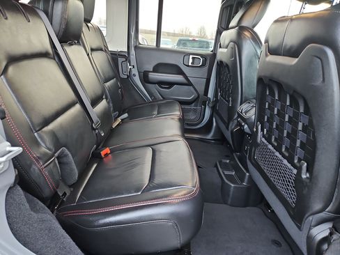 Used 2023 Jeep Wrangler Unlimited Rubicon w/ LED Lighting Group image 33