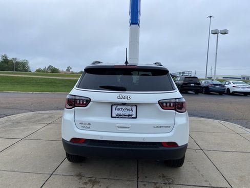 Used 2025 Jeep Compass Limited AWD/4WD image 10