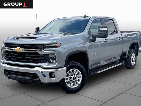 Used 2025 Chevrolet Silverado 2500 LT w/ Convenience Package image 1