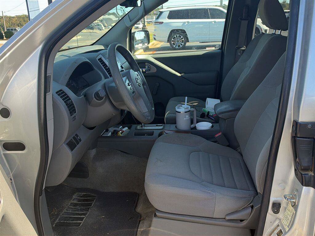 Used 2017 Nissan Frontier S RWD image 4