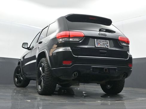 Used 2015 Jeep Grand Cherokee Altitude image 34