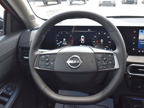 Used 2026 Nissan Sentra SV w/ SV Convenience Package FWD image 34