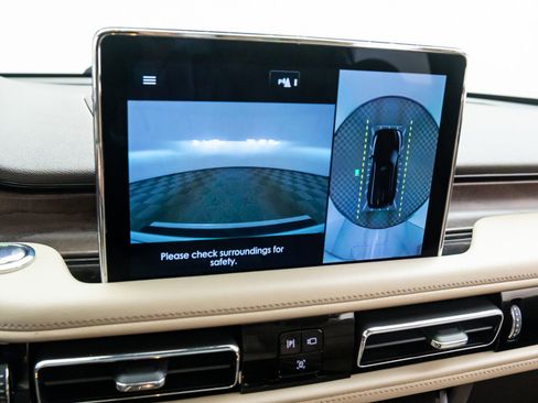 Used 2024 Lincoln Aviator Reserve w/ Equipment Group 201A image 34