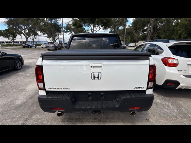 Certified 2023 Honda Ridgeline Black Edition image 8