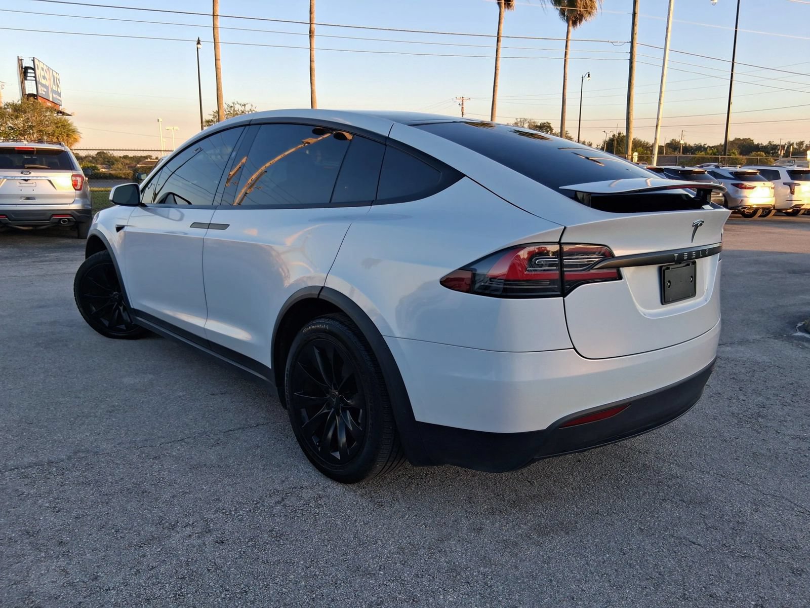 Used 2020 Tesla Model X Long Range AWD/4WD image 4