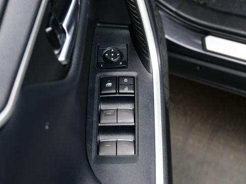 Used 2022 Toyota RAV4 XSE image 10