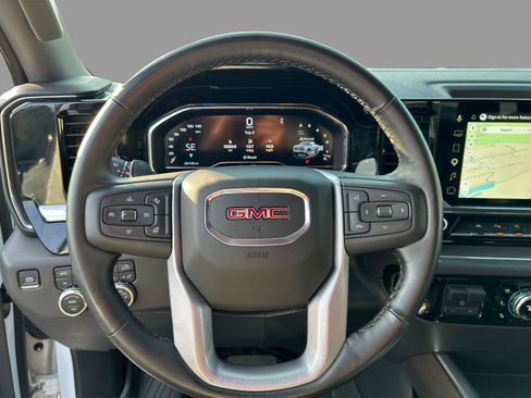 Used 2025 GMC Sierra 1500 SLT w/ SLT Premium Plus Package AWD/4WD image 28